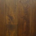 120 m2 Nieuwe houten vloer met plinten voor de woonkamer