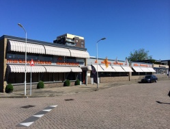 De fabriek en showroom in Beverwijk