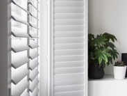 2 Taupe kleur shutters offerteaanvraag