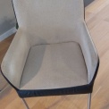 eetkamerstoelen half stof/half leer. zie foto