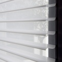 3 Luxaflex Silhouette® Shades 50 mm