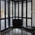 2 Shutters 270 x 150 hoog zwart voor woonkamer